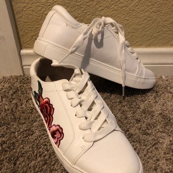 Kenneth Cole Sneakers - Picture 3 of 6